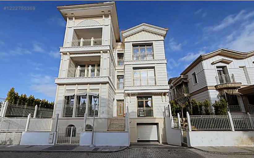 EMLAK KONUT FLORYA EVLERİNDE E TİPİ SATILIK VİLLA