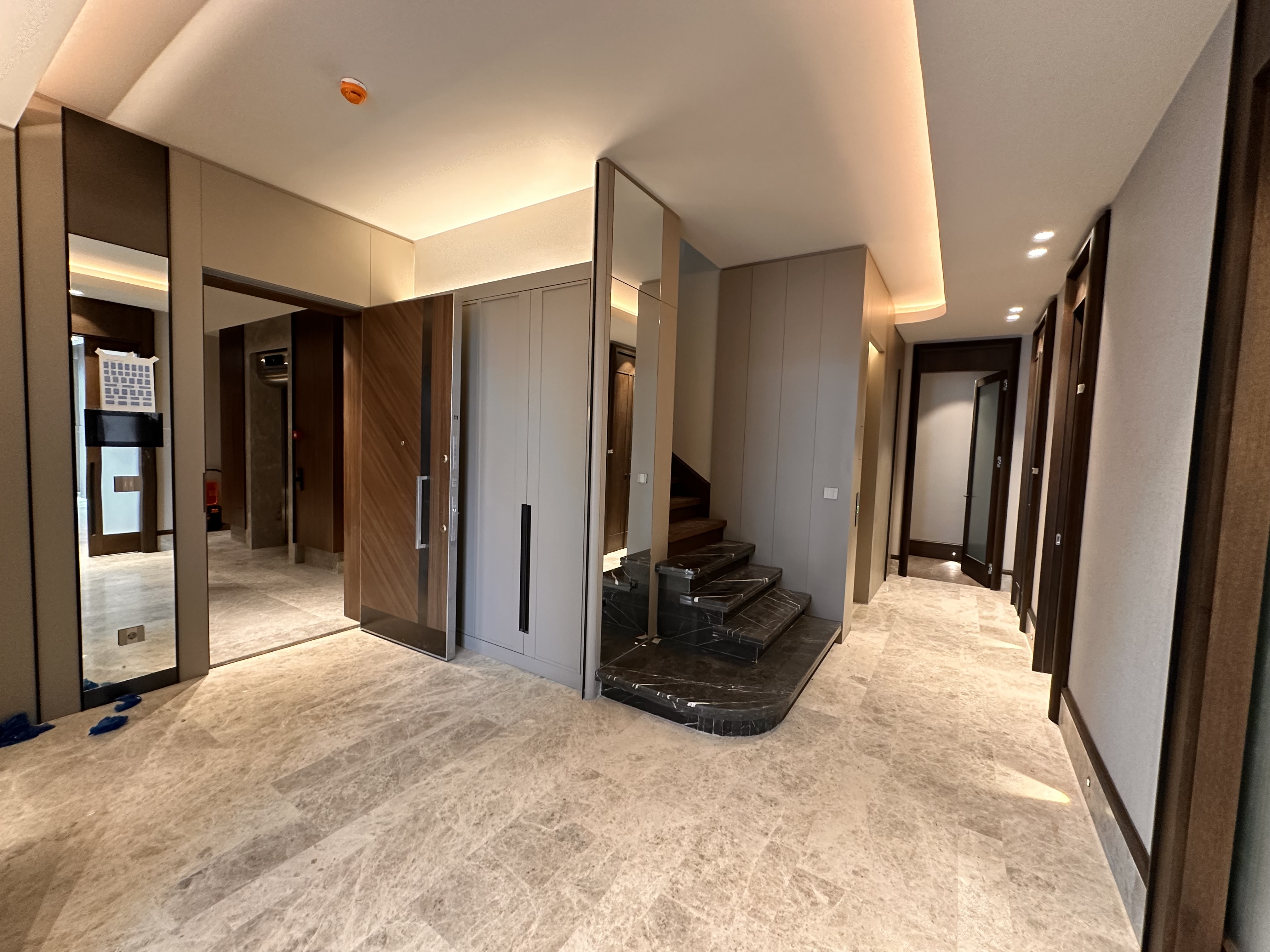 NİVAK FLORYA da 7+1 SATILIK ÜST DUBLEX DAİRE