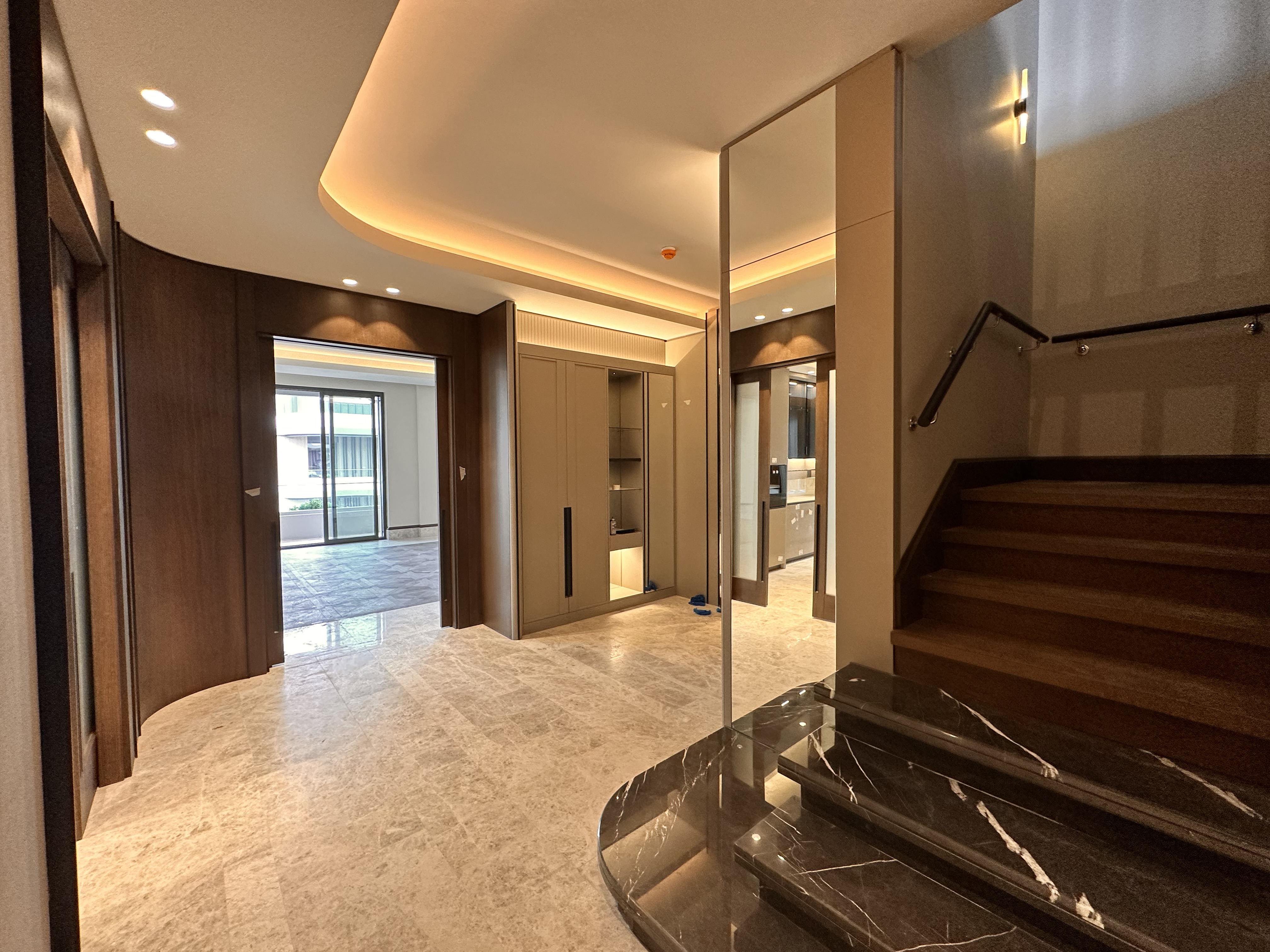 NİVAK FLORYA da 7+1 SATILIK ÜST DUBLEX DAİRE